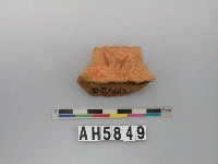 藏品(紅色細砂陶把殘片)的圖片